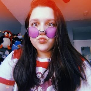 Meet your Posher, Kealey